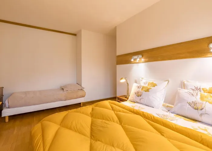 Climatise 100m2 7mn Centre Garage 5pieces 5 Adultes Bebe Arrivee Autonome *